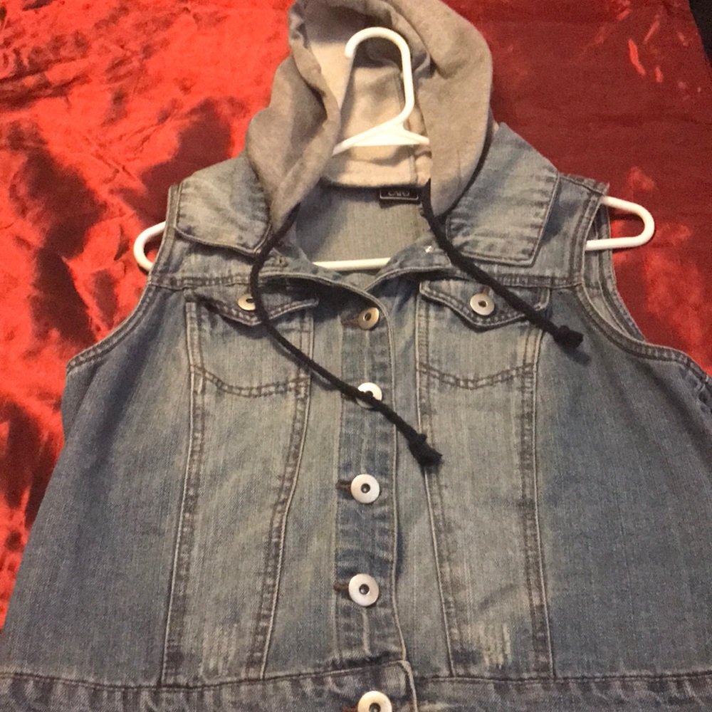 Cato Jean Vest